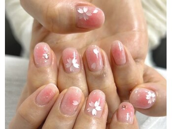 フライデートゥエンティーワン(Friday 21)/チークネイル
