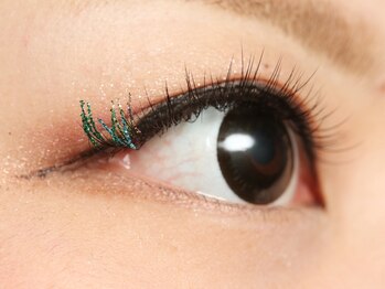 アイラッシュサロンプテリ (EYELASH SALON PUTERI)/ラメカラーエクステ