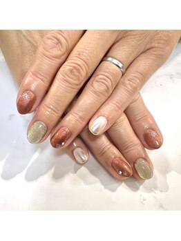 ネイルファクト/シンプルジェルネイル＆本格ケア