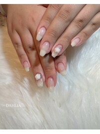 シアーホワイトバラネイル☆