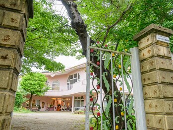 ルル 横浜 金沢文庫(lulu)/整体サロンは旧幼稚園の園舎内