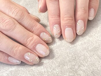 リーブル ネイル(Libre nail)/【定額4本アート】