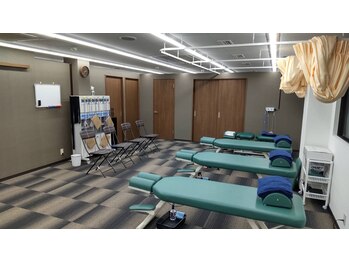 久喜駅前鍼灸整骨院/~店内~