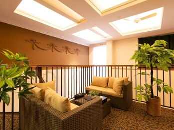 アジアンリラクゼーション ヴィラ 河内松原駅前店(asian relaxation villa)/2階建ての贅沢空間