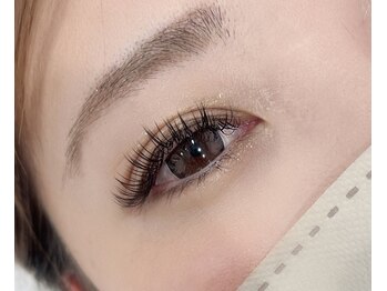 ミオンアイラッシュ(MIONeyelash)