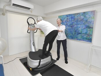 トレーニングサロンメルビ/パワープレートとNabosoマット