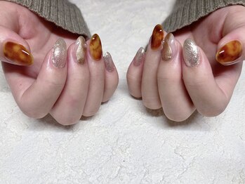 コーシェリ(koselig)/べっ甲ネイル