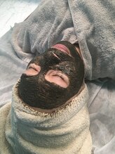 エルモーサ(HERMOSA)/年齢肌にはブラックハーブ♪