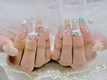 ユニ ネイル(uni nail)