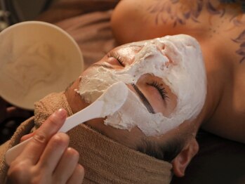 casual salon 8AKの写真/新導入記念★【当店人気No.1!WIQoワイコ水光ピール¥13000→¥9900】憧れの“つやめきたまご肌”へ◎