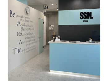 まつ毛パーマ＆眉毛サロン SSIN STUDIO【シーン スタジオ】土浦店【3/1 OPEN(予定)】/～店内内装～
