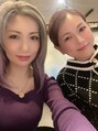 マーベラス ネイル デザイン(Marvelous Nail Design)&nbsp;丁寧な施術、穏やかな人柄のスタッフKEIKOちゃん。（右）