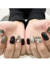 バンキッシュ(Vanquish)/黒はショートも可愛い