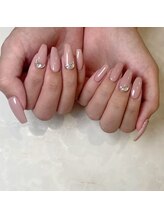 ラピス 新宿東口店(Lapis)/シンプルデザイン