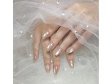 白(HAKU)/リピーター様お持ち込みネイル