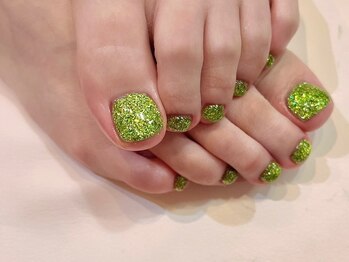 リリー(Liliy)/♪ラメグリッターフットネイル♪