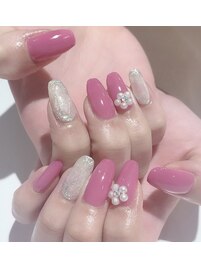 宝石フェミニンネイル