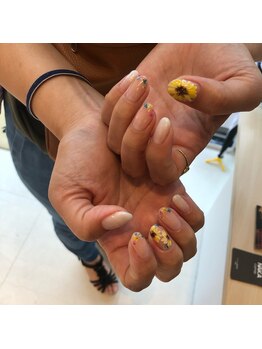 プリュム(plume.)/《ジェルネイル》