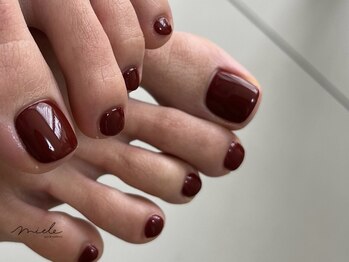 ボルドーフットワンカラーネイル