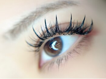 バイブリスタ(...by BLista.)の写真/【SNS話題沸騰・中華美人風EYE】ワンホンマツエク*あなたのお目元に合わせた束感まつ毛を叶えます