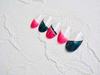 カトルナフ(quatre fois neuf)/すいかのフレンチネイル