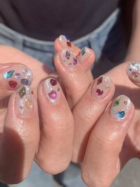 宝石ネイル