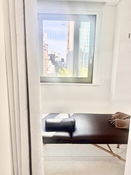 全力ストレッチ 西梅田店/西梅田店内