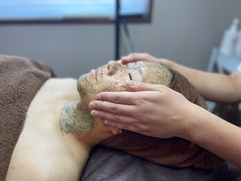 ベリル(BERYL)の写真/乾燥やダメージを受けたお肌には、潤いを♪お肌のお悩みを徹底的に改善し、ハリのある艶美肌へ導きます☆