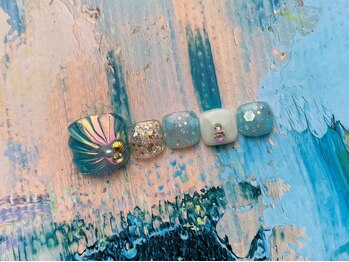 ハローネイル(Hello! Nail)の写真/フットネイルの季節到来！素足になる機会も増えるのでお手入れを♪足先のオシャレも抜かりなく！