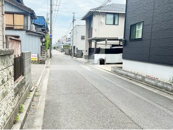 曲がるとこの様な風景です!