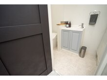 店内にお手洗いもございます