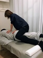 リフレッシュ ルミネ横浜店/骨盤センターバランス調整