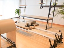 Pirates Studio bijuの雰囲気(美しい姿勢へ導くマシンを完備。自分の身体と向き合う時間を◎)