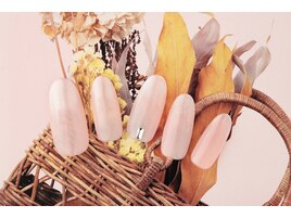 ナチュラルグラデーションネイル