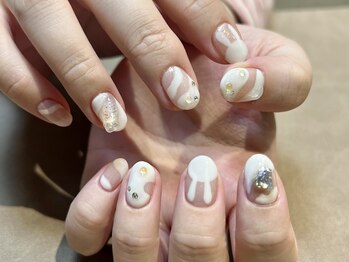 イーズィランド(Ease land)/うさぎネイル|持ち込みデザインA