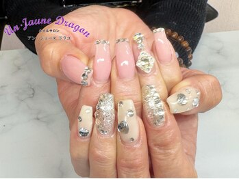 アン ジョーヌドラゴ/【自爪ネイル】アシメネイル