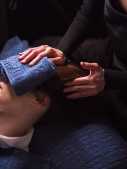エロージュ 鈴鹿(ELOGE)の写真/【目の疲れ×自律神経を整えるヘッドスパ】スッキリしたい方は是非お試しください♪デスクワークの方にも◎