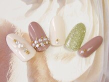 エムネイル(M Nail)/上品ネイル・パール