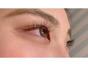 EyelashCARINA&monanail&estheLUANA 東生駒店/ボリュームラッシュ