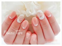 グランチュール(Grantulle)/トライアングルネイル