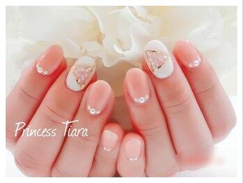 グランチュール(Grantulle)/トライアングルネイル