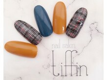 ネイルサロン ティフィン(tiffin)/今年流行グレンチェック柄☆