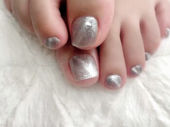 ネルフィーズ(NAILFY's)の写真/理想のフットネイルデザインでより可愛く♪トレンド感溢れるアートラグジュアリー多数◎こだわり派の方も