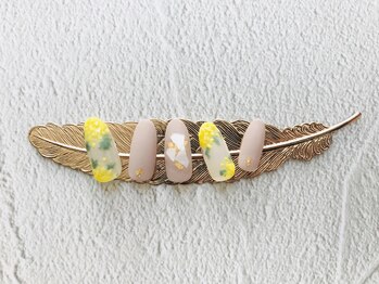 ラウレアルア(Laure’a lua)/ミモザネイル