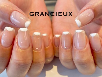 クアトログランシュ 青葉台(QUATRO×GranCieux)/シンプルフレンチネイル