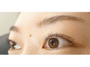 セレーナ(Selena)/パリジェンヌラッシュリフト