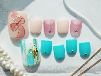 プラスネイル 北千住東口店(PLUS NAIL)の写真/可愛いフットデザイン豊富!毎月新作リリース!【触りたくなるすべすべかかと】になれる角質ケアメニューも◎
