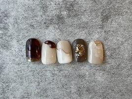 ニュアンス　新宿　新宿三丁目