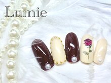 ルミエ(Lumie)/アンティークローズ 