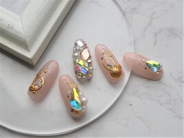 埋め尽くし×ビジューネイル